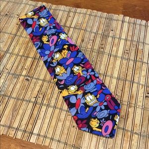 Garfield 1978 Balance Hotcakes Tie Garfield Floral